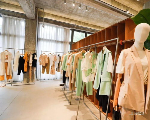 嘗美食、購(gòu)服飾、遛萌娃，松江這家工廠店太“嗲”了！
